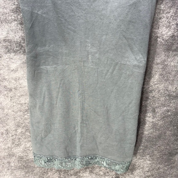 Y2K Aeropostale Lace Trim Sequin Cami Tank Top Womens Size M Gray Long Layering - Picture 3 of 10